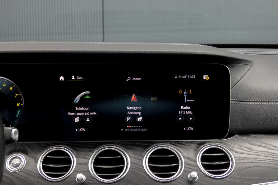 Mercedes-Benz E-Klasse Estate 300 e AMG Line | Panoramadak | Afn. trekhaak | Burmester | LED | Stoelverwarming