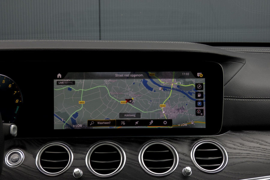 Mercedes-Benz E-Klasse Estate 300 e AMG Line | Panoramadak | Afn. trekhaak | Burmester | LED | Stoelverwarming