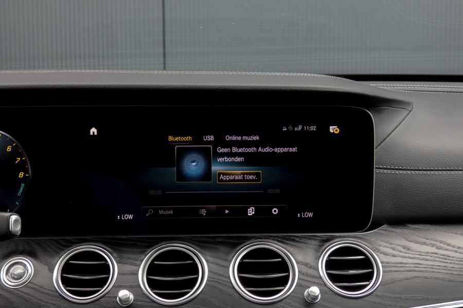 Mercedes-Benz E-Klasse Estate 300 e AMG Line | Panoramadak | Afn. trekhaak | Burmester | LED | Stoelverwarming