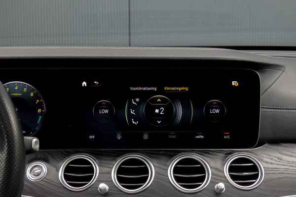 Mercedes-Benz E-Klasse Estate 300 e AMG Line | Panoramadak | Afn. trekhaak | Burmester | LED | Stoelverwarming