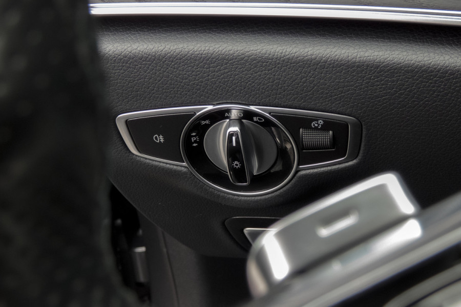 Mercedes-Benz E-Klasse Estate 300 e AMG Line | Panoramadak | Afn. trekhaak | Burmester | LED | Stoelverwarming