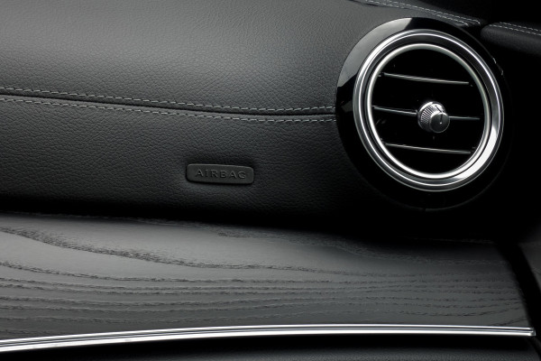 Mercedes-Benz E-Klasse Estate 300 e AMG Line | Panoramadak | Afn. trekhaak | Burmester | LED | Stoelverwarming