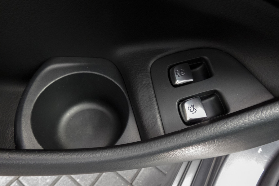 Mercedes-Benz E-Klasse Estate 300 e AMG Line | Panoramadak | Afn. trekhaak | Burmester | LED | Stoelverwarming