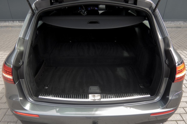 Mercedes-Benz E-Klasse Estate 300 e AMG Line | Panoramadak | Afn. trekhaak | Burmester | LED | Stoelverwarming