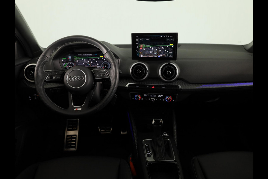 Audi Q2 35 TFSI S Edition 150pk | Panoramadak | Camera | Stoelverwarming | Elek. klep | Ambienteverlichting