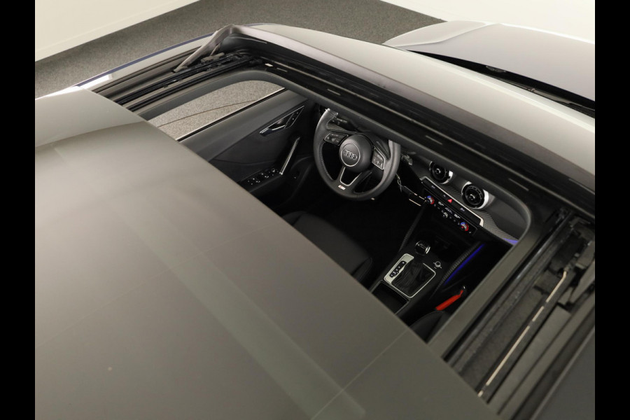 Audi Q2 35 TFSI S Edition 150pk | Panoramadak | Camera | Stoelverwarming | Elek. klep | Ambienteverlichting
