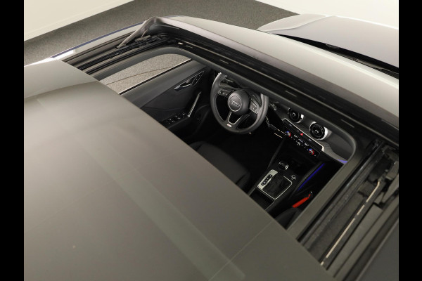 Audi Q2 35 TFSI S Edition 150pk | Panoramadak | Camera | Stoelverwarming | Elek. klep | Ambienteverlichting
