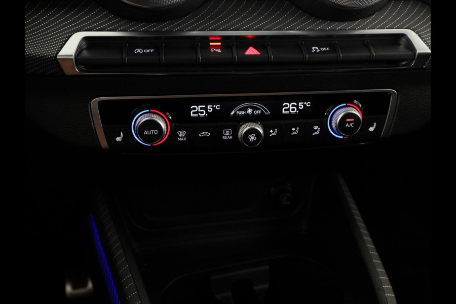 Audi Q2 35 TFSI S Edition 150pk | Panoramadak | Camera | Stoelverwarming | Elek. klep | Ambienteverlichting