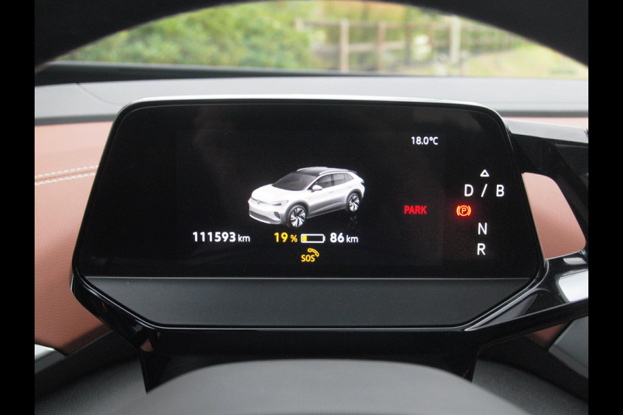 Volkswagen ID.4 Tech 77 kWh | SOH 90% | Panoramadak | Sfeerverlichting | Trekhaak | Camera | Apple Carplay | NL-Auto |