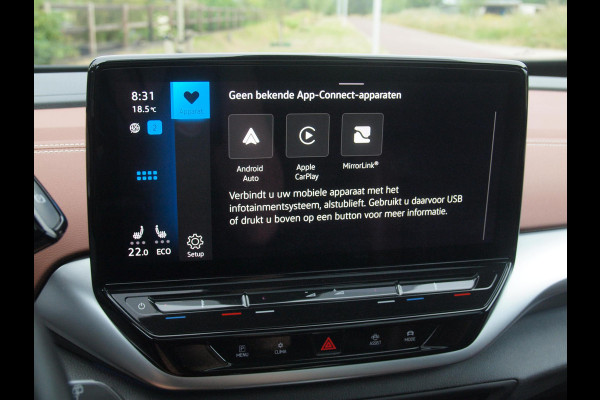 Volkswagen ID.4 Tech 77 kWh | SOH 90% | Panoramadak | Sfeerverlichting | Trekhaak | Camera | Apple Carplay | NL-Auto |