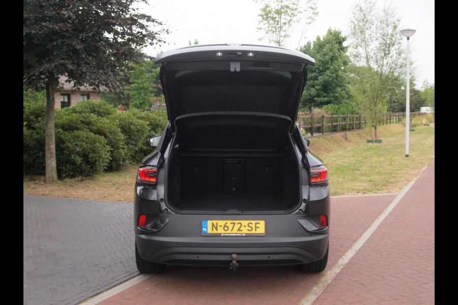 Volkswagen ID.4 Tech 77 kWh | SOH 90% | Panoramadak | Sfeerverlichting | Trekhaak | Camera | Apple Carplay | NL-Auto |
