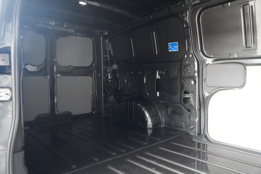 Ford Transit Custom 320 2.0 TDCI L2H1 Trend 170pk AWD 4x4 INCLUSIEF BPM - 2x Schuif - 1+1 Stoel - Trekhaak - Stoel/Stuurverwarming - ACC - Blindspot