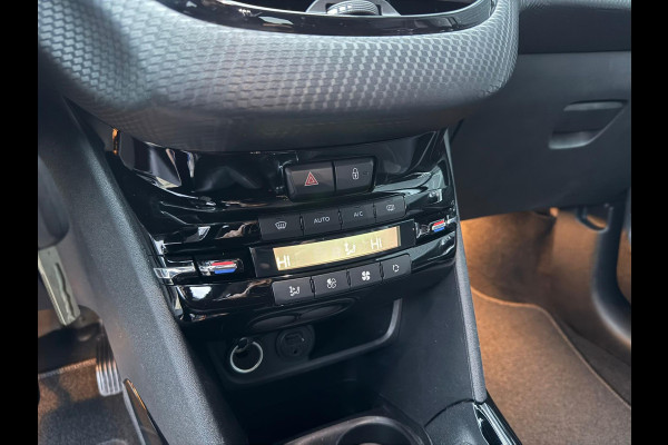 Peugeot 2008 1.2 PureTech Allure NAVI|CAMERA|PDC|CRUISE|TREKHAAK| CLIMA