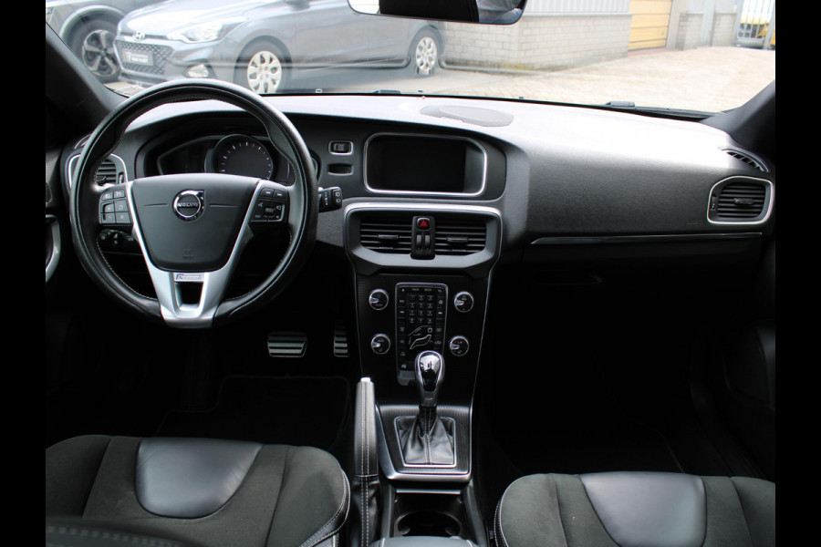 Volvo V40 1.5 T3 Polar+ Sport | CRUISE CONTROL | ACHTERUITRIJ CAMERA |