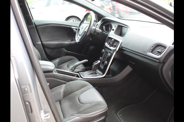 Volvo V40 1.5 T3 Polar+ Sport | CRUISE CONTROL | ACHTERUITRIJ CAMERA |