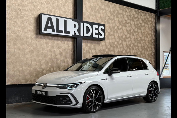 Volkswagen Golf 2.0 TDI GTD | Sfeerverlichting | Stuur/Stoelverwarming | Pano | Camera | Carplay
