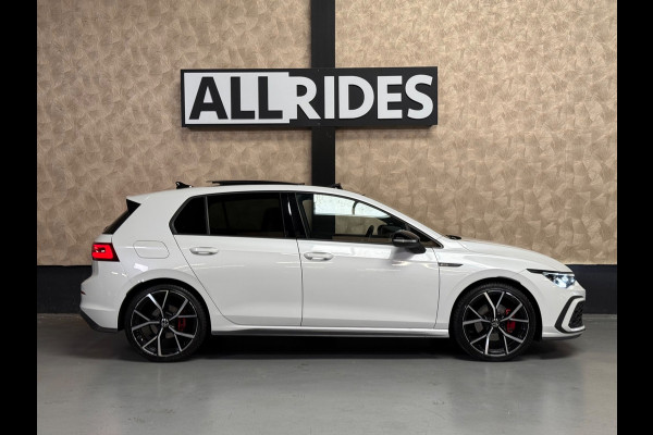 Volkswagen Golf 2.0 TDI GTD | Sfeerverlichting | Stuur/Stoelverwarming | Pano | Camera | Carplay
