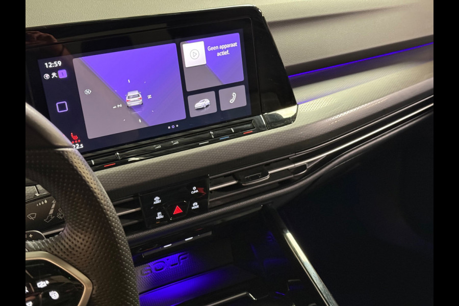 Volkswagen Golf 2.0 TDI GTD | Sfeerverlichting | Stuur/Stoelverwarming | Pano | Camera | Carplay