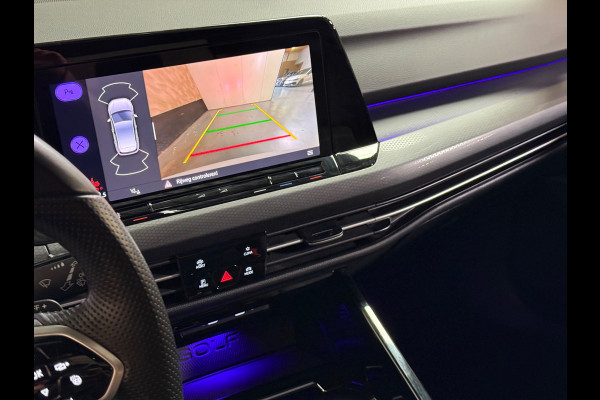 Volkswagen Golf 2.0 TDI GTD | Sfeerverlichting | Stuur/Stoelverwarming | Pano | Camera | Carplay