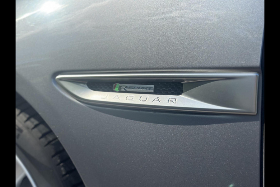 Jaguar XF Sportbrake 2.0d Chequered Flag R Sport Panoramadak Carplay Stoelverw.