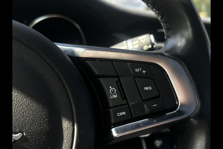 Jaguar XF Sportbrake 2.0d Chequered Flag R Sport Panoramadak Carplay Stoelverw.