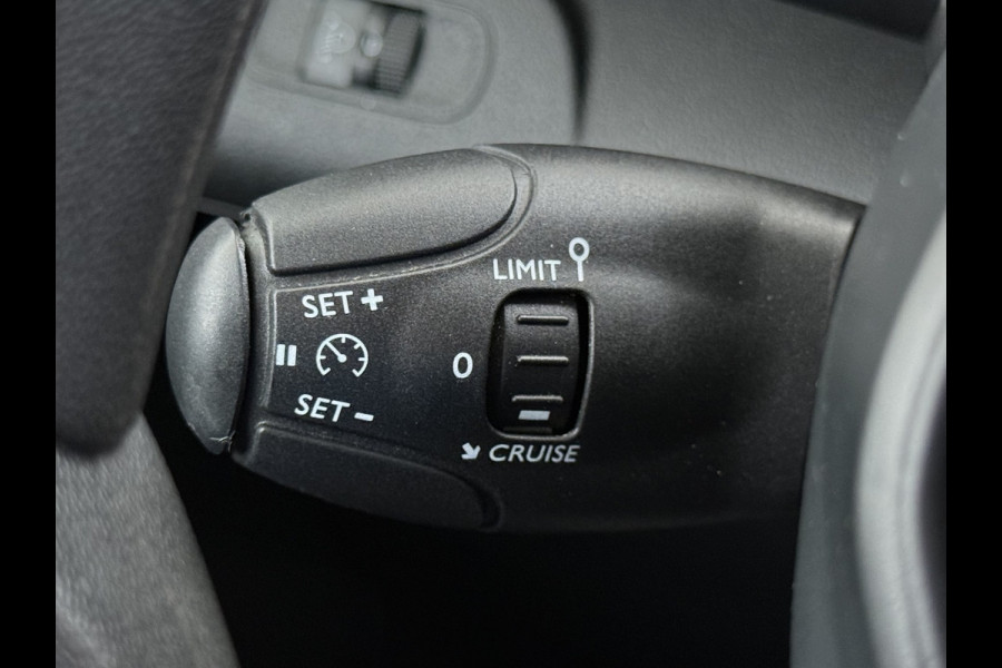 Peugeot Partner 1.2 PureTech Premium BPM VRIJ, Airco, Navigatie, Cruise Control