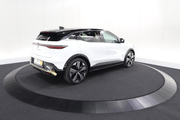 Renault Mégane E-Tech EV60 Optimum Charge Iconic | 360 Camera | Harman Kardon | Stoelmassage | Dodehoekdetectie