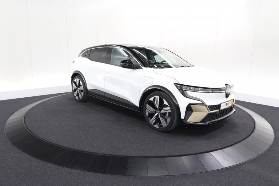 Renault Mégane E-Tech EV60 Optimum Charge Iconic | 360 Camera | Harman Kardon | Stoelmassage | Dodehoekdetectie