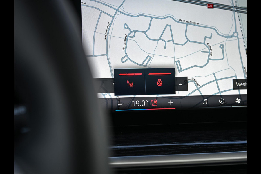 BMW X5 xDrive50e M-Sport | Panoramadak | Active Cruise | Harman/Kardon | Head-Up | 360 Camera | Ambiance Interieur | Memory Seats | Luchtvering | Stoel Verwarming V+A