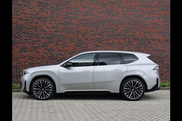 BMW iX3 50 xDrive 113 kWh | Trekhaak - Harman Kardon