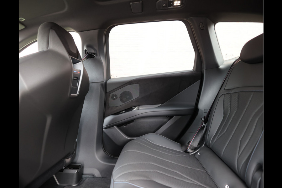 BMW iX3 50 xDrive 113 kWh | Trekhaak - Harman Kardon