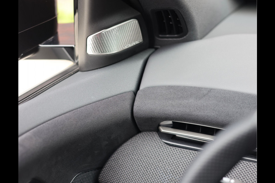 BMW iX3 50 xDrive 113 kWh | Trekhaak - Harman Kardon