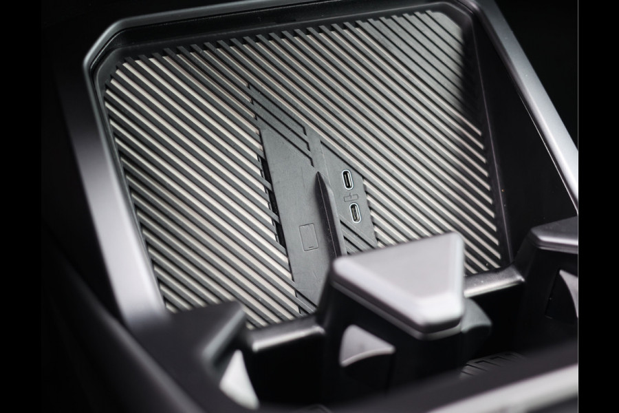BMW iX3 50 xDrive 113 kWh | Trekhaak - Harman Kardon
