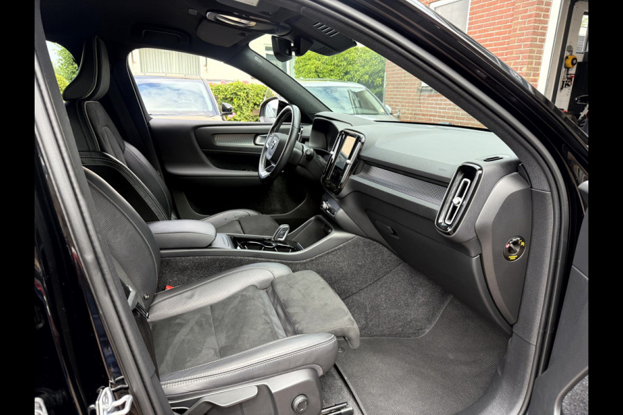 Volvo XC40 Recharge P8 AWD R-Design SOH 92.6%, Trekhaak, Stoel/Stuurverwarming, Camera