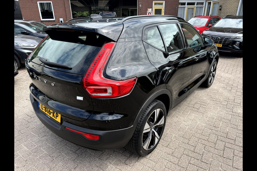 Volvo XC40 Recharge P8 AWD R-Design SOH 92.6%, Trekhaak, Stoel/Stuurverwarming, Camera