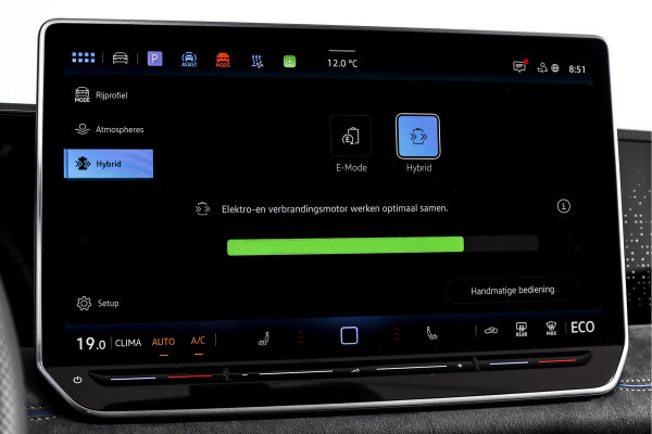 Volkswagen Tiguan 1.5 eHybrid 272PK R-Line Edition | Black Style | 15 inch Navi | Elek. Trekhaak | IQ Light | S/K-Panodak | Dig. Cockpit | Adapt. Cruise | Stoel-+Stuurverw. | 360 Camera | NAV + App. Connect | ECC | Elek. Klep | LM 20" | 4107