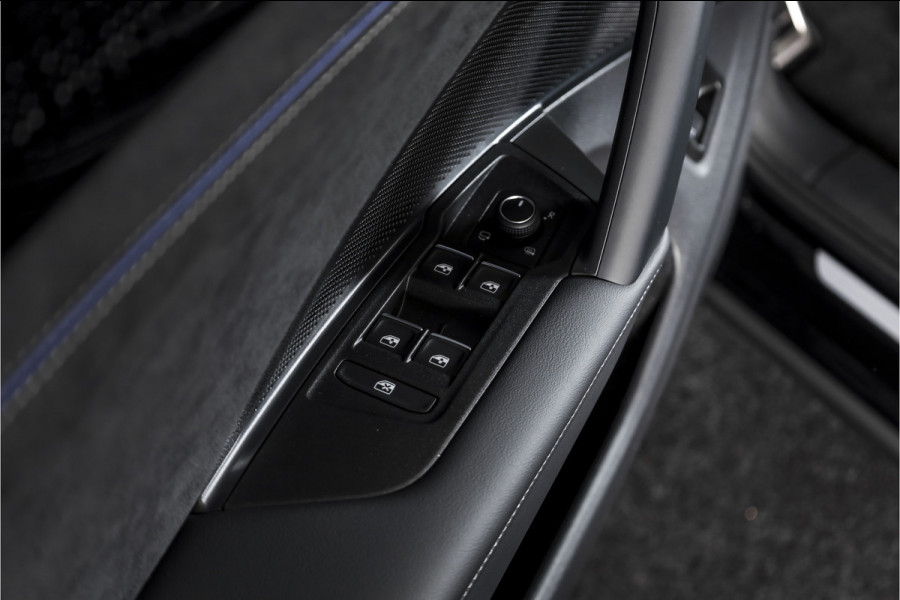 Volkswagen Tiguan 1.5 eHybrid 272PK R-Line Edition | Black Style | 15 inch Navi | Elek. Trekhaak | IQ Light | S/K-Panodak | Dig. Cockpit | Adapt. Cruise | Stoel-+Stuurverw. | 360 Camera | NAV + App. Connect | ECC | Elek. Klep | LM 20" | 4107