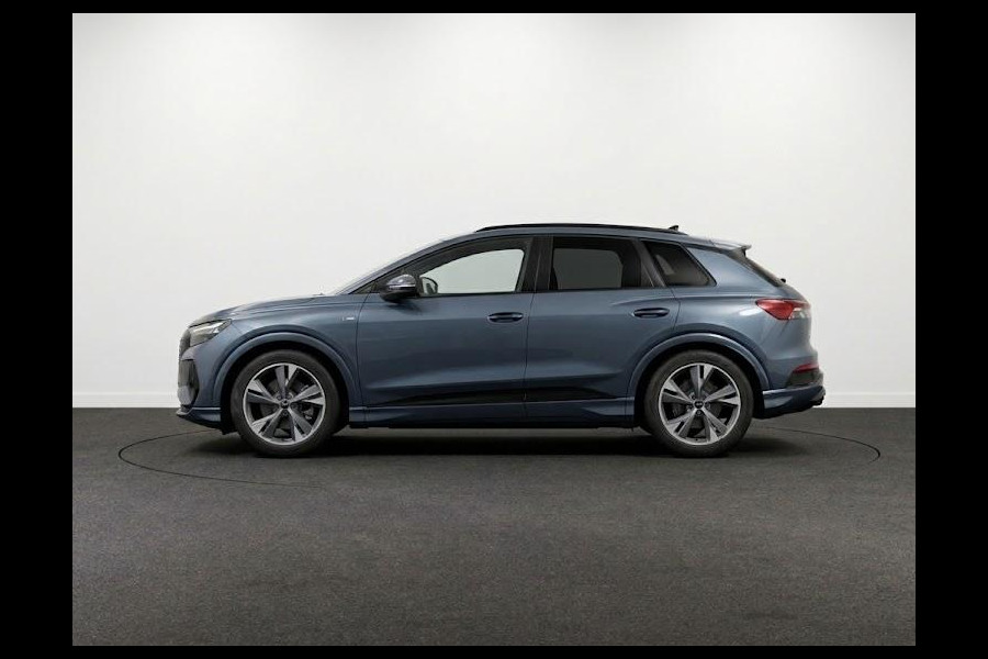 Audi Q4 e-tron S edition e-tron 82 kWh 286 pk | Techniekpakket plus | Optiekpakket zwart-glanzend | MMI bijrijdersdisplay | Trekhaak |