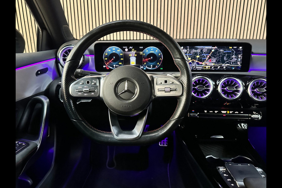 Mercedes-Benz A-Klasse 200 AMG Line - Pano - Ambiance - ACC