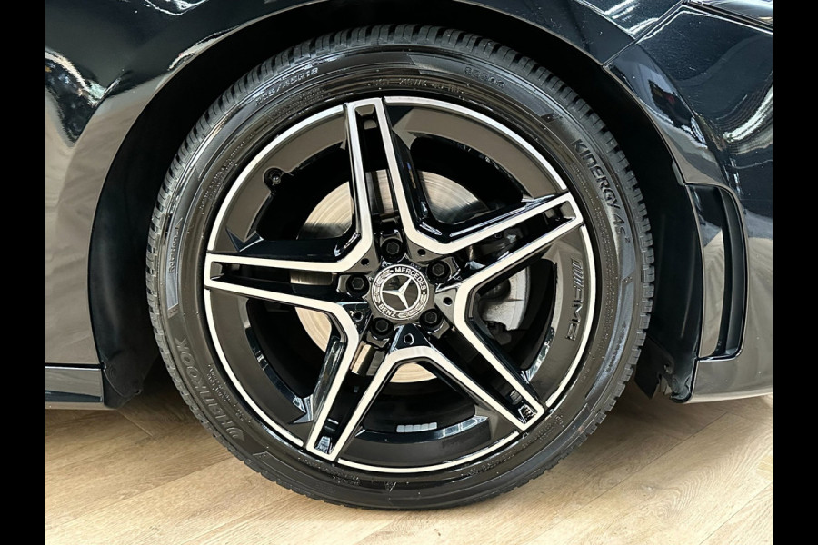 Mercedes-Benz A-Klasse 200 AMG Line - Pano - Ambiance - ACC