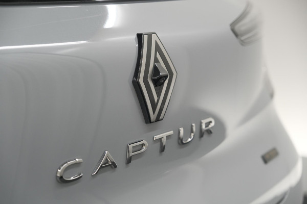 Renault Captur 1.8 E-Tech full hybrid 160 techno | Camera | Adaptieve Cruise Control | Navigatie