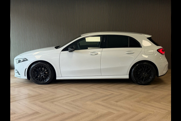 Mercedes-Benz A-Klasse 180 AMG Line AUT. SFEERVERLICHTING CAMERA NAVIGATIE CRUISE PDC KEYLESS-GO STOELVERWARMING AIRCO USB
