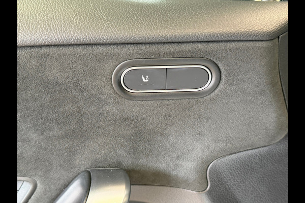 Mercedes-Benz A-Klasse 180 AMG Line AUT. SFEERVERLICHTING CAMERA NAVIGATIE CRUISE PDC KEYLESS-GO STOELVERWARMING AIRCO USB