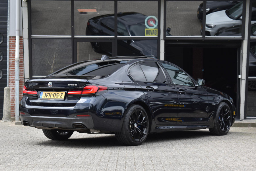 BMW 5 Serie 545e xDrive M-Sport Pano Laser H&K HUD Keyless Trekhaak