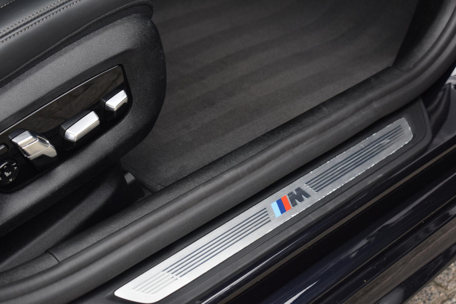 BMW 5 Serie 545e xDrive M-Sport Pano Laser H&K HUD Keyless Trekhaak