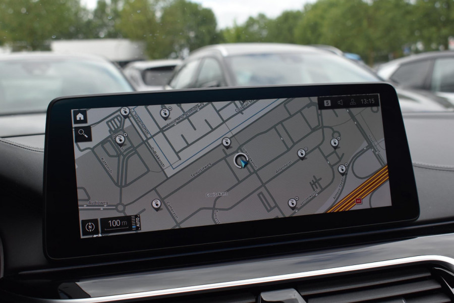 BMW 5 Serie 545e xDrive M-Sport Pano Laser H&K HUD Keyless Trekhaak