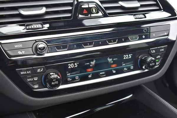BMW 5 Serie 545e xDrive M-Sport Pano Laser H&K HUD Keyless Trekhaak