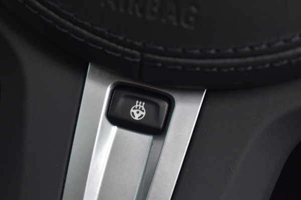 BMW 5 Serie 545e xDrive M-Sport Pano Laser H&K HUD Keyless Trekhaak