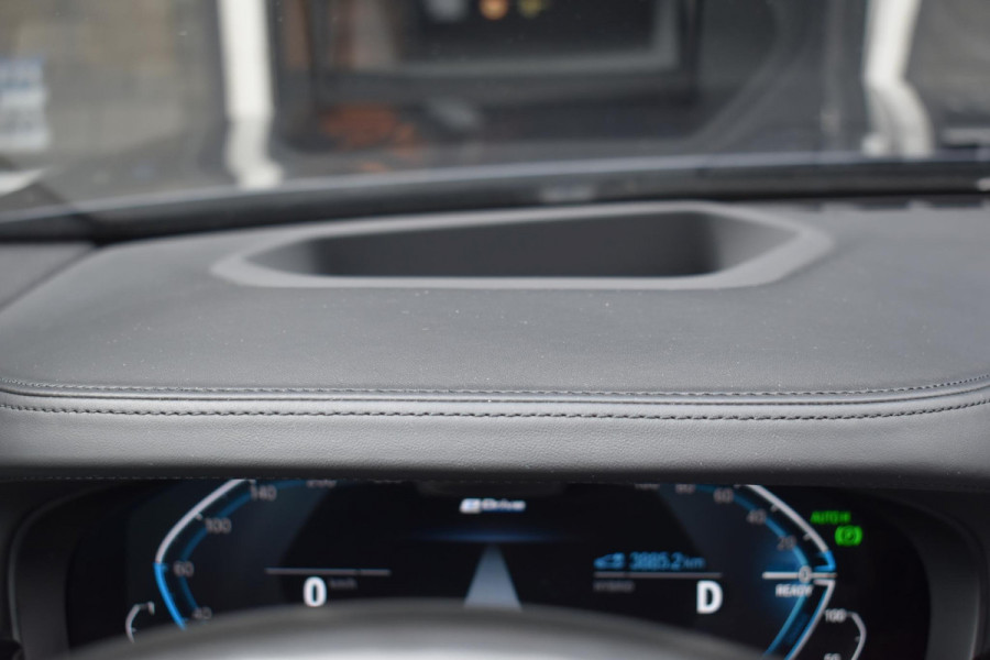 BMW 5 Serie 545e xDrive M-Sport Pano Laser H&K HUD Keyless Trekhaak
