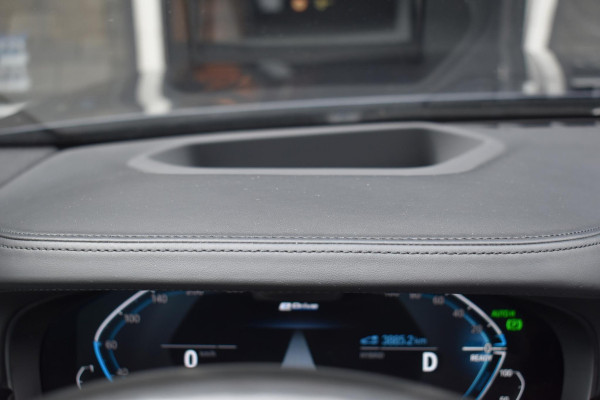 BMW 5 Serie 545e xDrive M-Sport Pano Laser H&K HUD Keyless Trekhaak